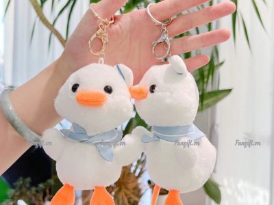 Địa chỉ in logo móc khóa vịt