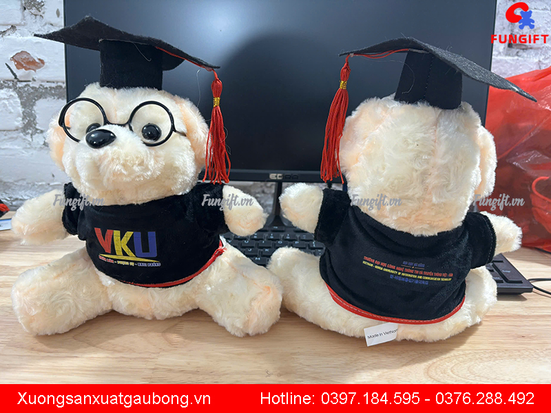 Quà tặng gấu bông cử nhân tốt nghiệp