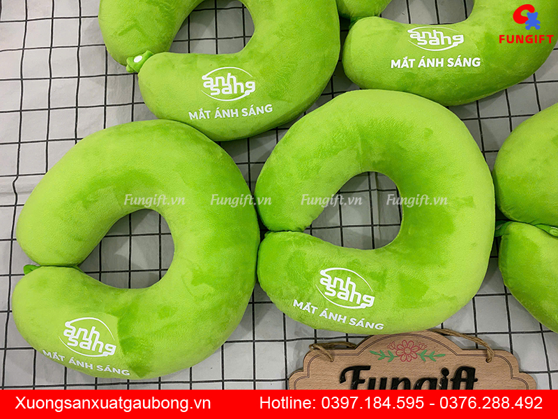 Gối kê cổ chữ U in tên giá rẻ