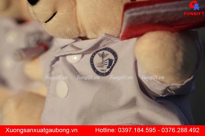 Áo cử nhân bác sĩ in gấu bông