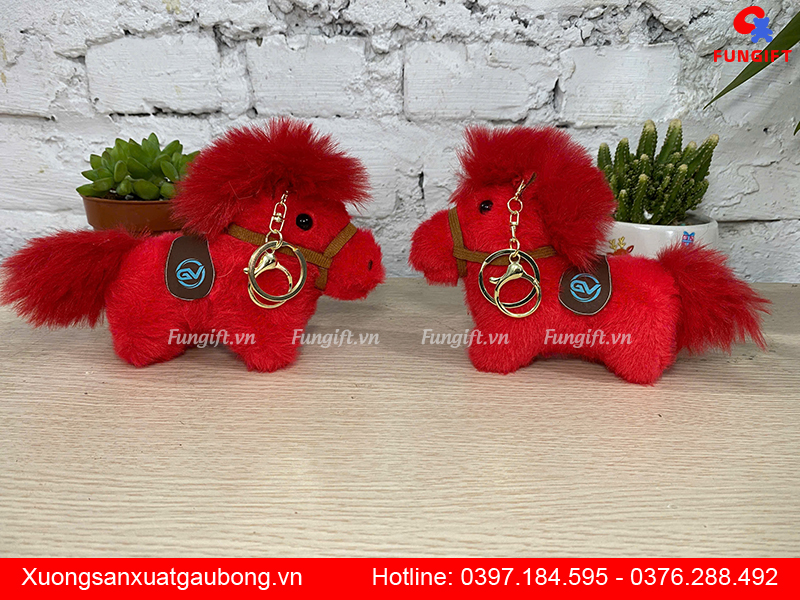 Móc khóa ngựa bông in logo công ty