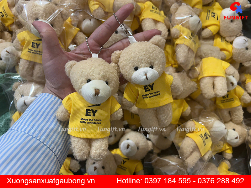 In logo lên gấu móc khóa