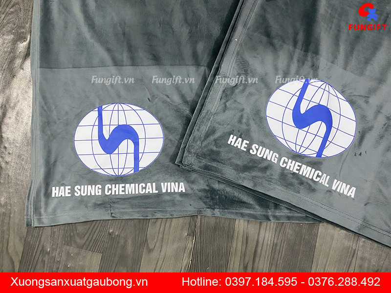 Sản xuất chăn văn phòng in số lượng lớn