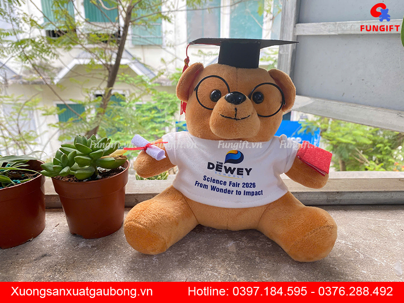 Gấu bông cử nhân tặng tốt nghiệp