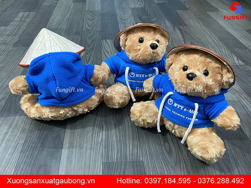 Gấu bông đội nón lá mặc áo hoodie