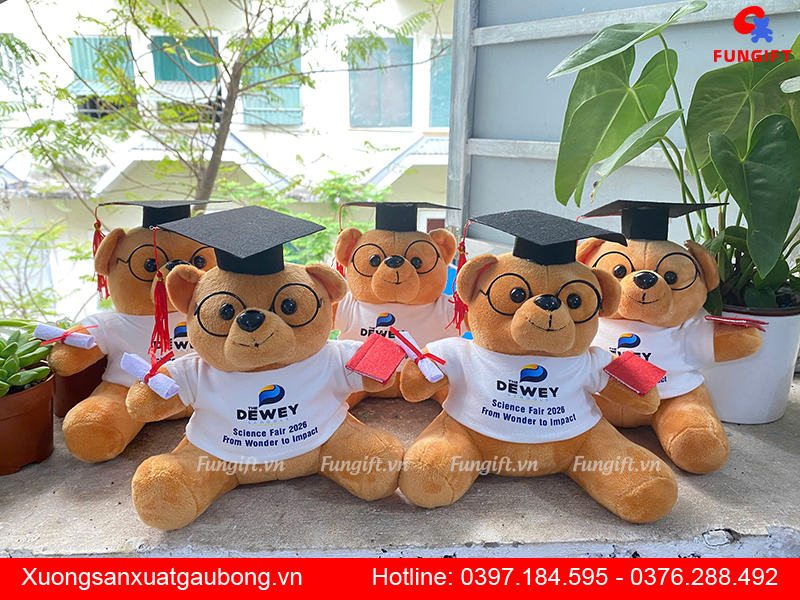 Gấu bông tốt nghiệp in logo