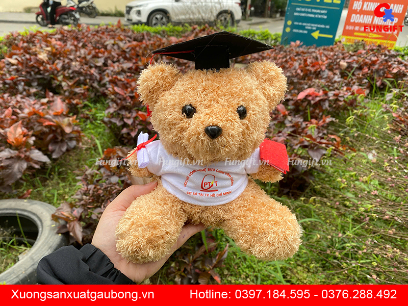 In logo gấu tốt nghiệp làm quà tặng