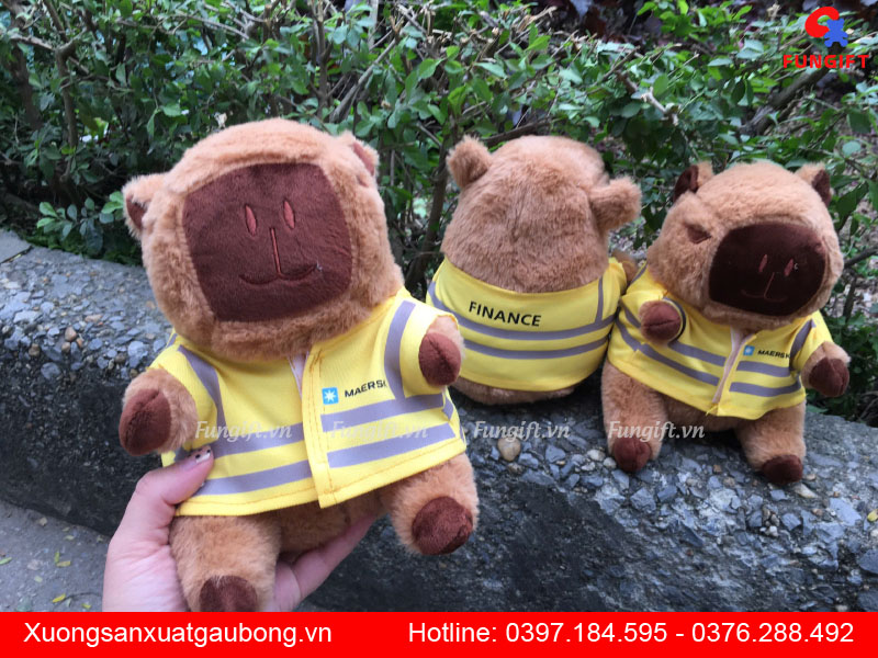 In logo lên gấu capybara nhồi bông
