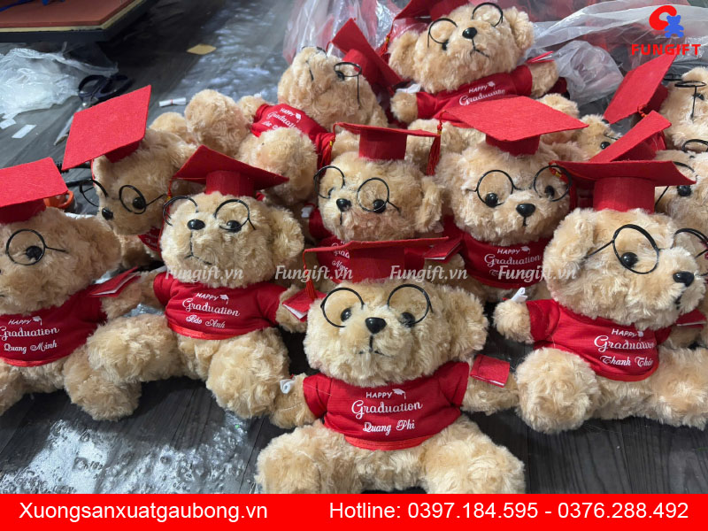 Gấu bông tốt nghiệp in tên