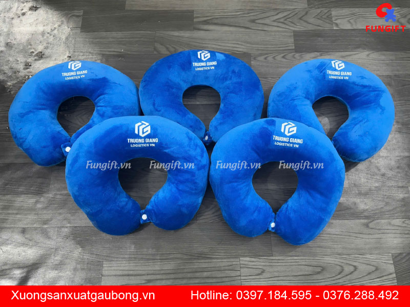 Nơi sản xuất gối cổ chữ U tựa cổ giá rẻ, quà tặng tour du lịch