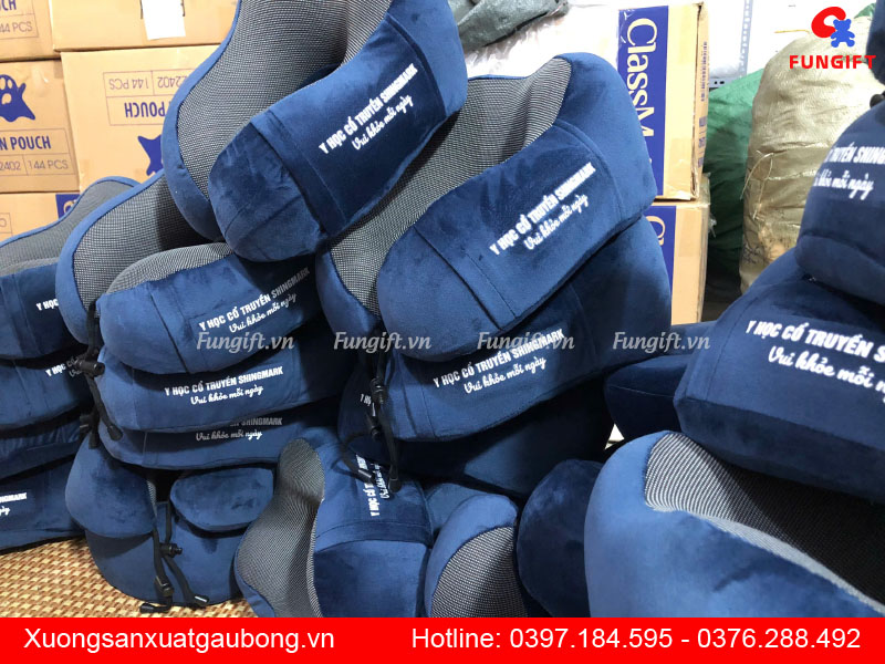 Đặt hàng gối kê cổ in số lượng lớn