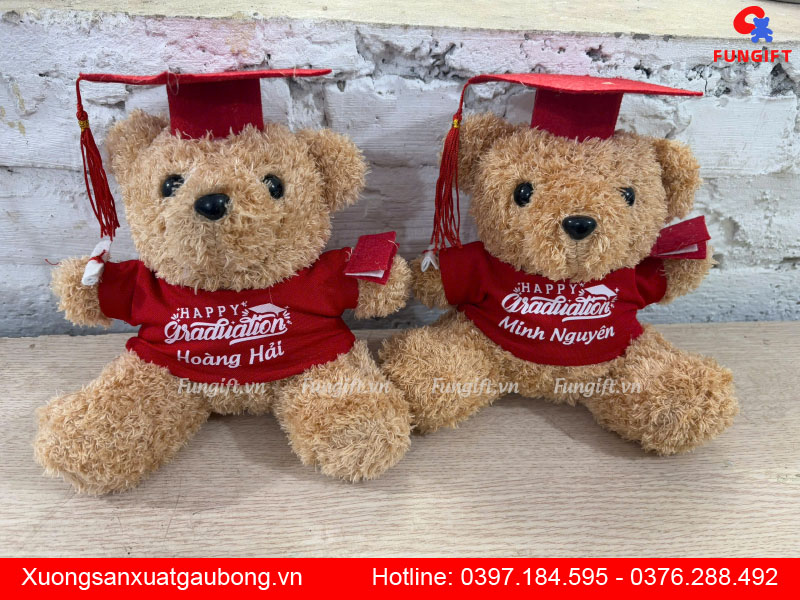 In gấu bông cử nhân kèm phụ kiện