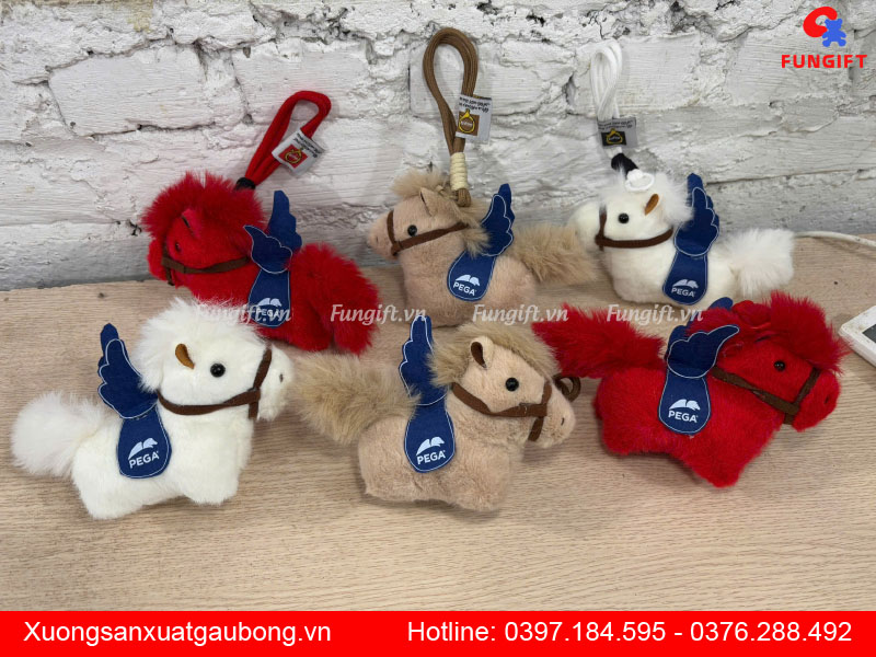 Quà tặng móc khóa mã tiểu dã in logo