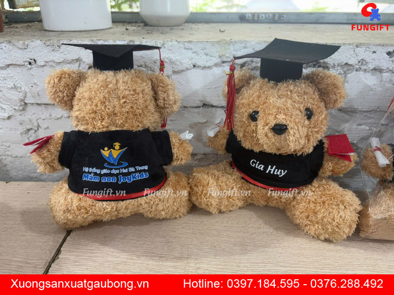 Gấu bông cử nhân tốt nghiệp in tên theo yêu cầu