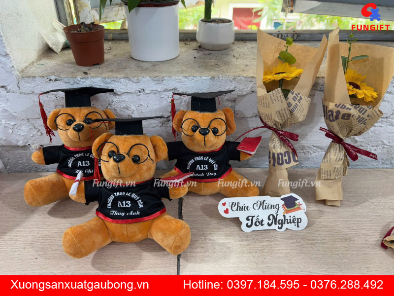 Gấu bông tốt nghiệp in tên