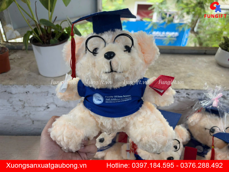 Đặt in gấu tốt nghiệp số lượng lớn