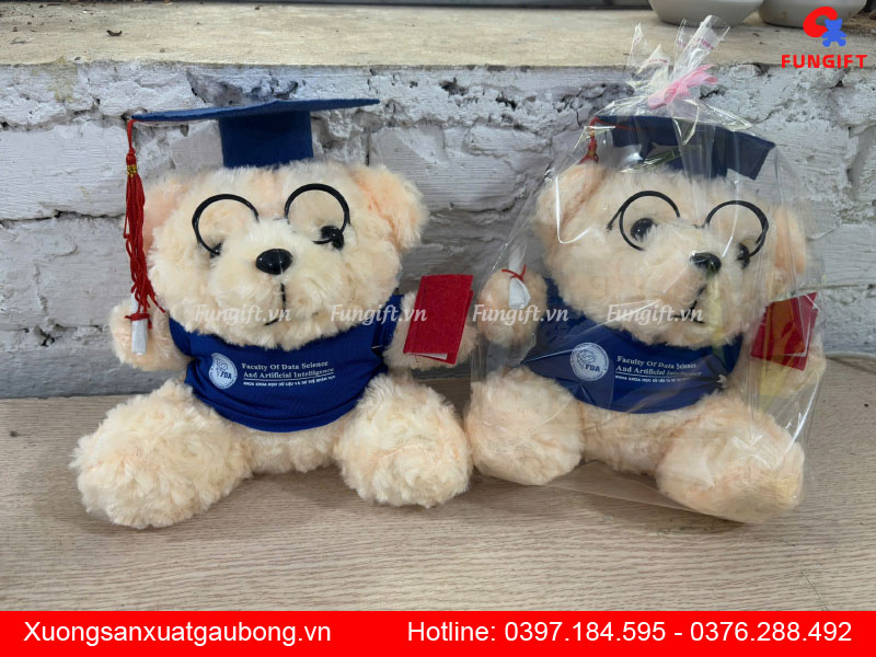 Gấu bông cử nhân dễ thương in logo