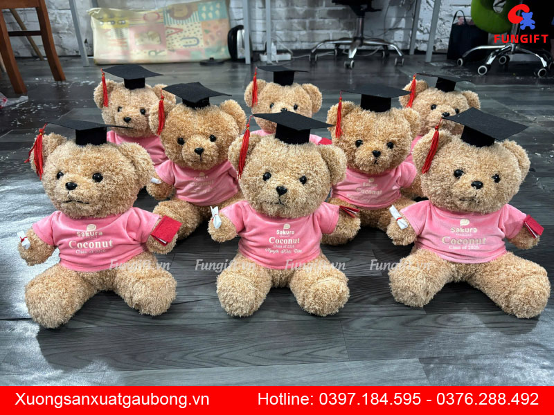 In gấu bông làm quà tặng ra trường