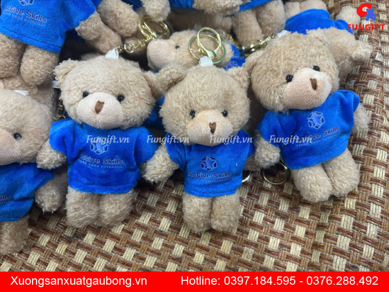 In gấu móc khóa làm quà tặng