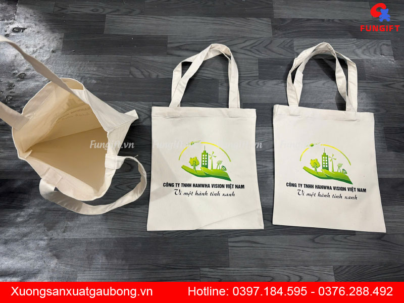 In logo lên túi vải canvas