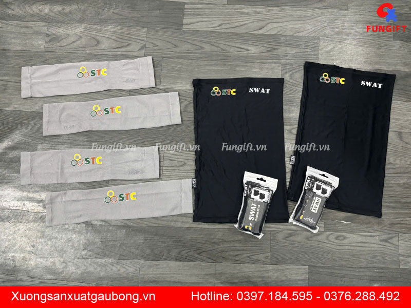 Khăn ống và găng tay đi nắng in logo