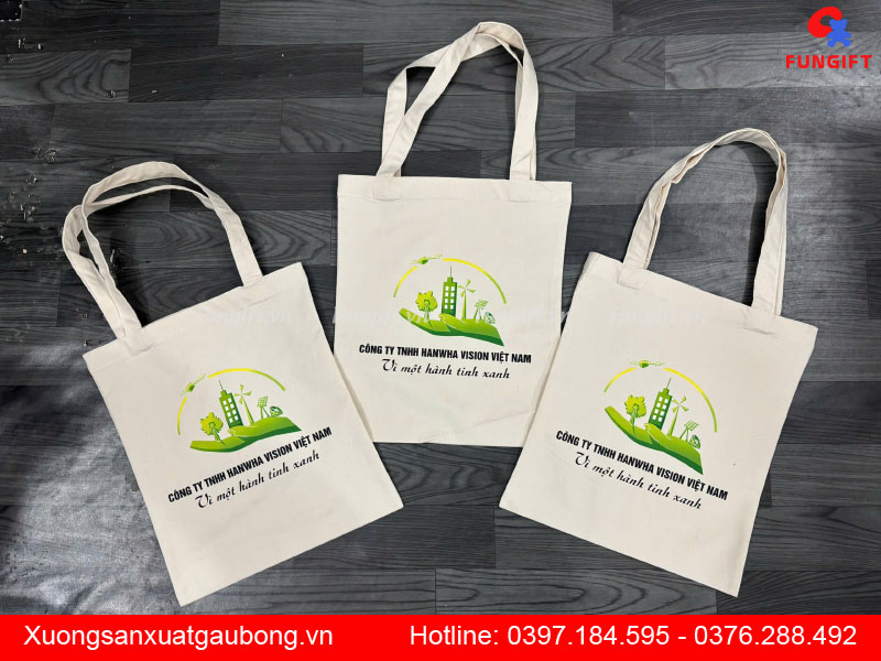 Quà tặng túi vải may in tại xưởng