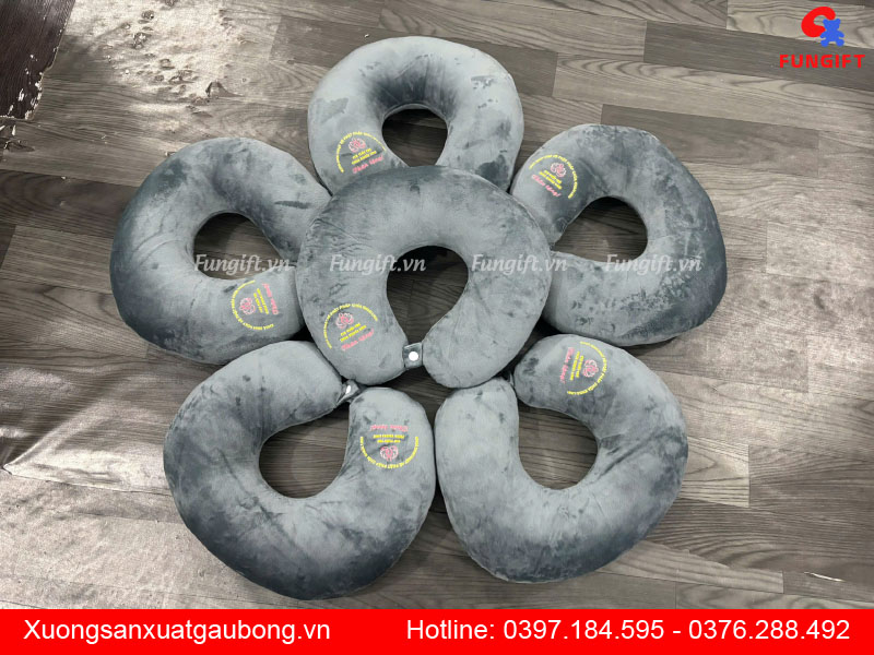 Xưởng sản xuất gối chữ U in logo