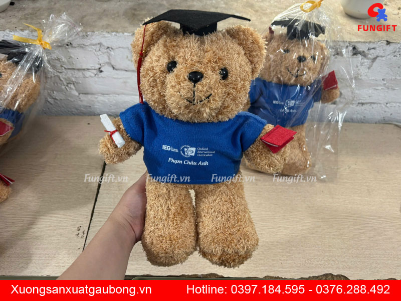 Gấu bông quà tặng học sinh tốt nghiệp