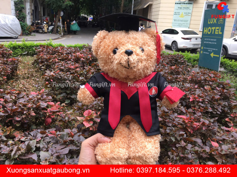 Gấu tặng tốt nghiệp