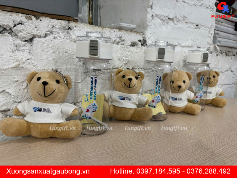 Set quà bình nhựa gấu móc khóa in logo
