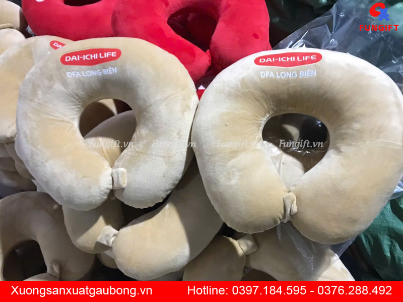 Đặt may gối cổ, gối chữ U theo yêu cầu