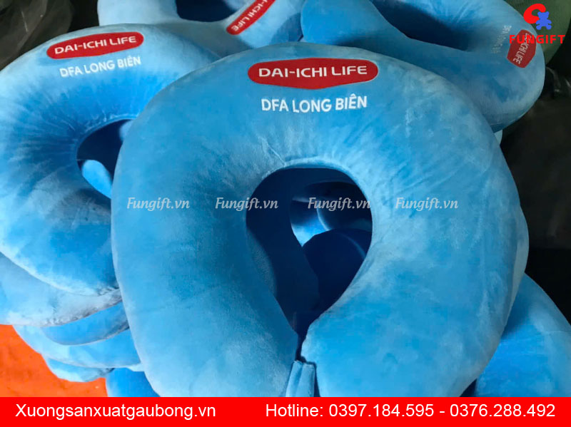 Gối chữ U in theo yêu cầu