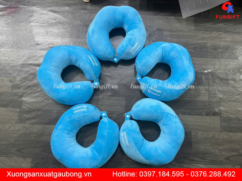 Gối kê cổ chữ U in logo làm quà tặng