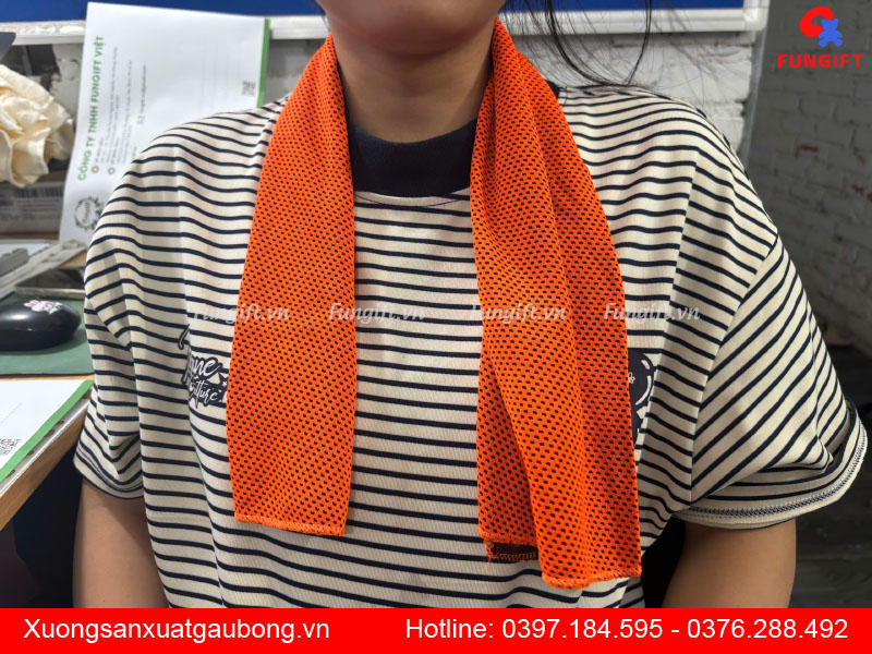 Khăn lạnh thể thao 30x80cm