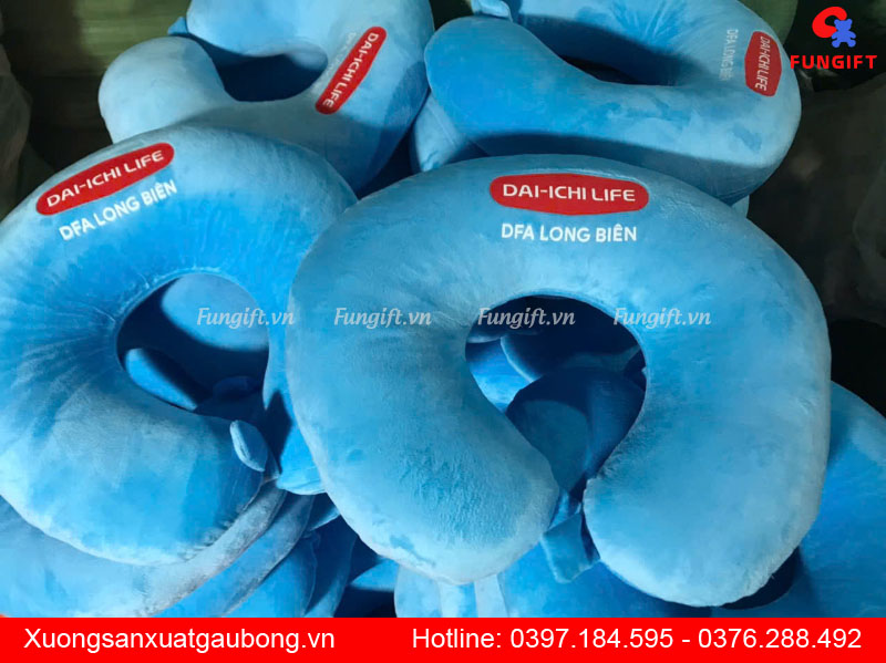 Quà tặng gối chữ U