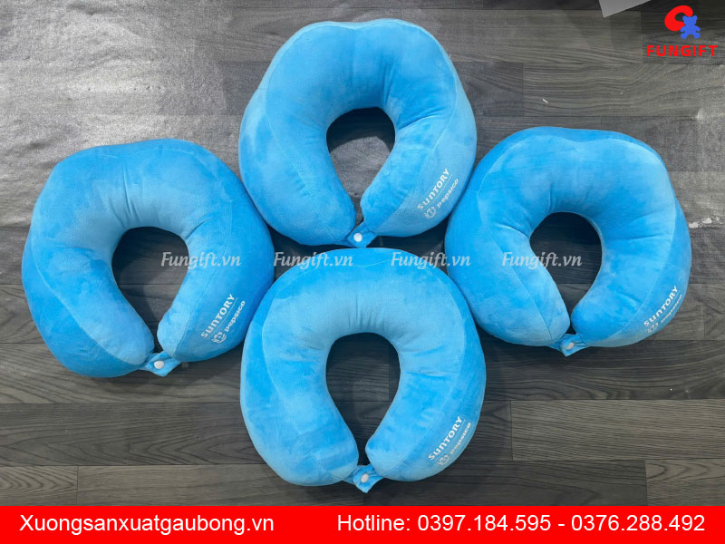 Quà tặng khách hàng gối chữ U kê cổ