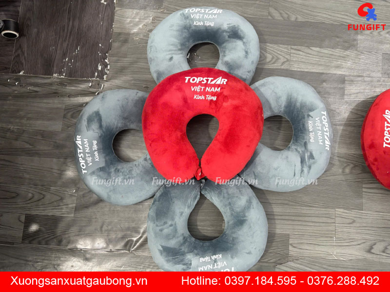 Quà tặng gối chữ U