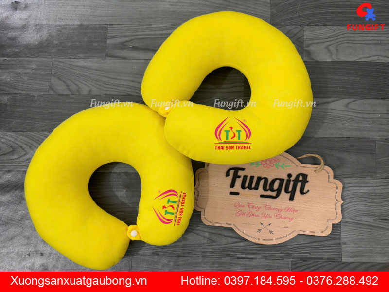 Xưởng may gối cổ chữ U in logo