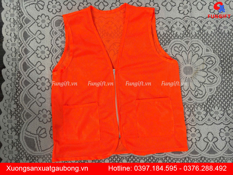 In áo lưới có khóa may tại xưởng