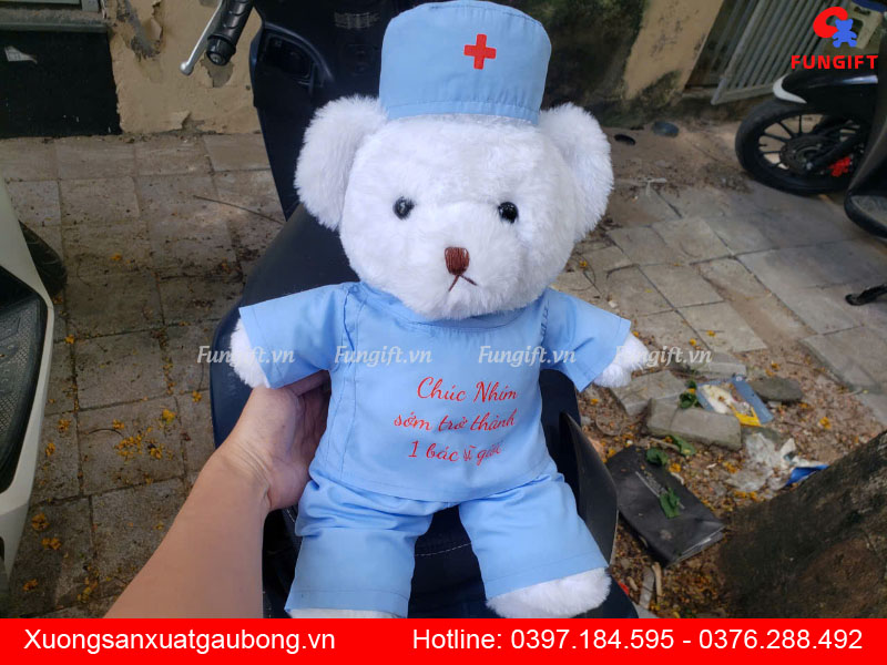 Gấu bác sĩ nhồi bông