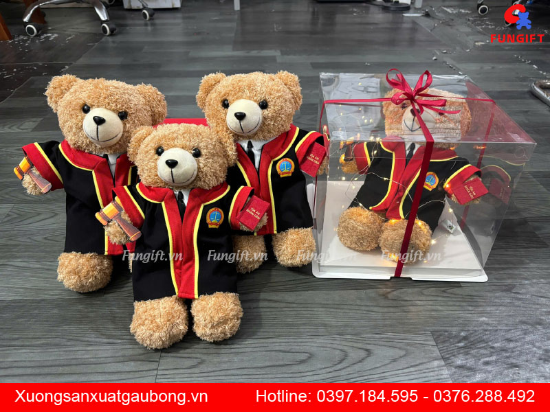 Gấu bông tốt nghiệp in logo
