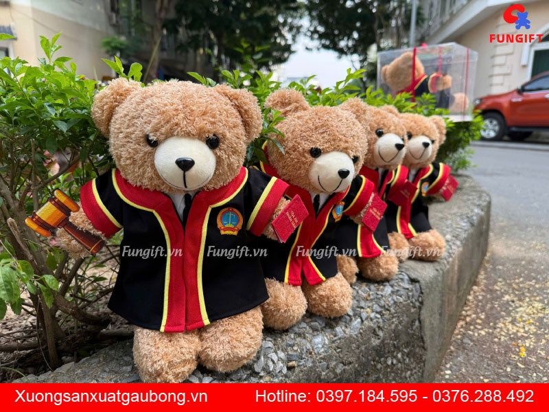 Gấu bông tốt nghiệp in theo yêu cầu