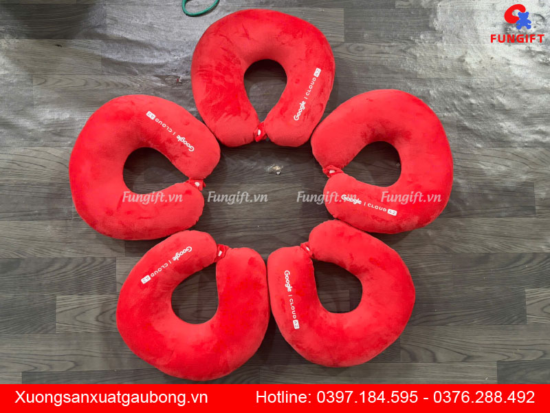 May gối cổ chữ U theo yêu cầu