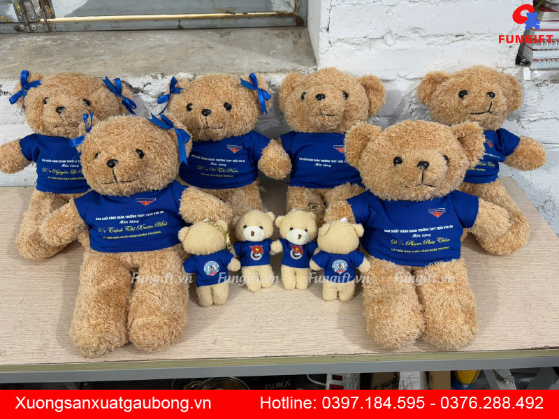 Quà tặng gấu bông in logo trường