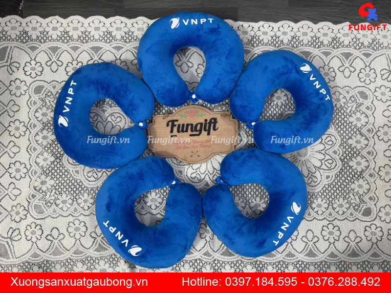 Quà tặng gối chữ U